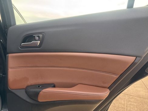 Used 2021 Acura ILX w/ Premium Package image 14