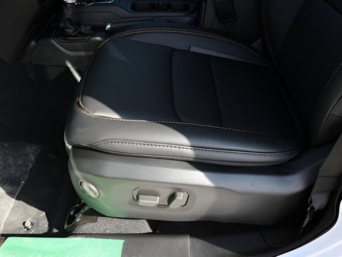 New 2026 Jeep Gladiator Sport image 12