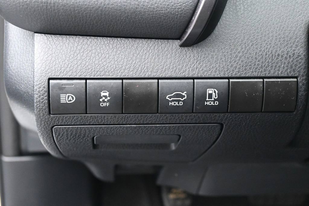 Used 2024 Toyota Camry SE w/ Convenience Package FWD image 14