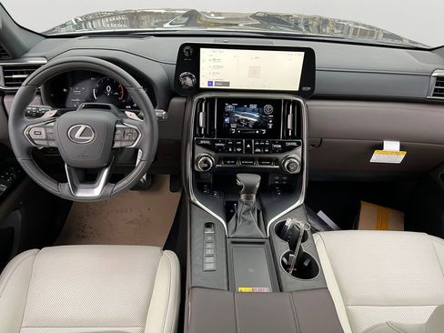 New 2026 Lexus LX 600 4WD w/ Luxury Package image 12