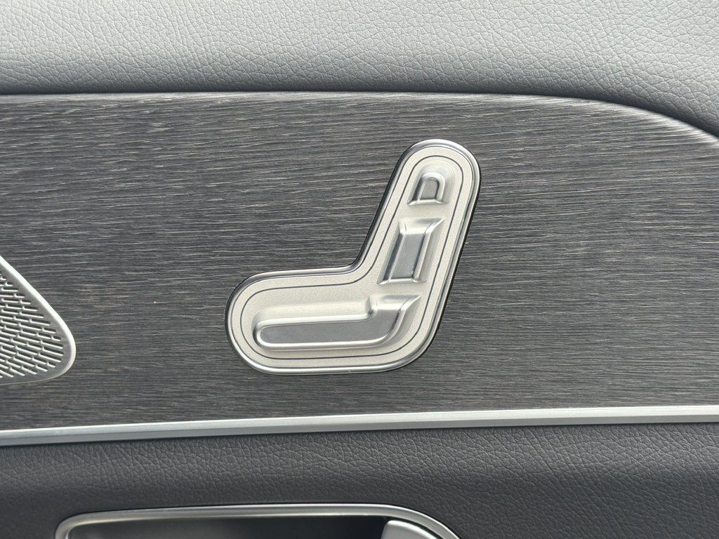 Certified 2026 Mercedes-Benz GLE 350 4MATIC image 19