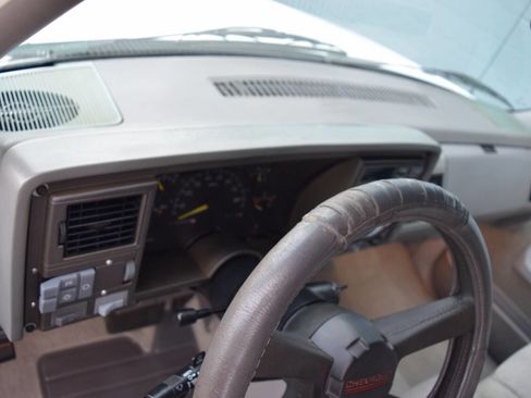 Used 1994 Chevrolet Blazer 4WD image 27