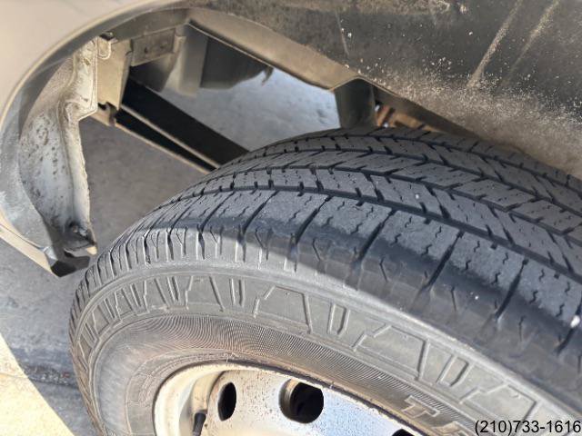Used 2019 Ford Transit 150 130 Low Roof RWD image 31