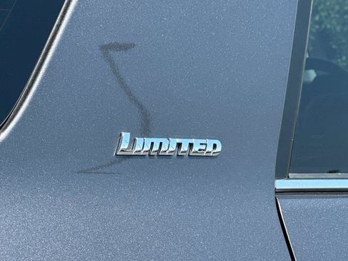 Used 2023 Toyota 4Runner Limited AWD/4WD image 28