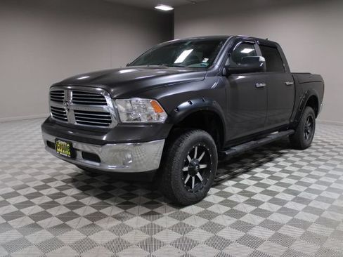 Used 2017 RAM 1500 Big Horn AWD/4WD image 3