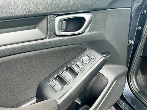 Used 2023 Honda Civic Sport image 17