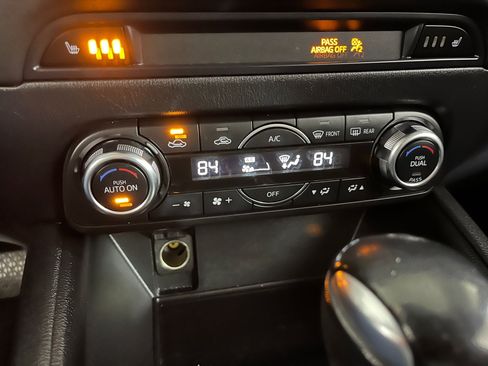 Used 2018 MAZDA CX-5 Touring w/ Preferred Equipment Package image 16