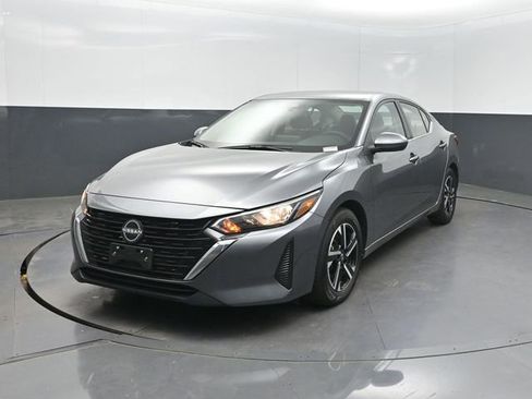 Used 2024 Nissan Sentra SV image 1