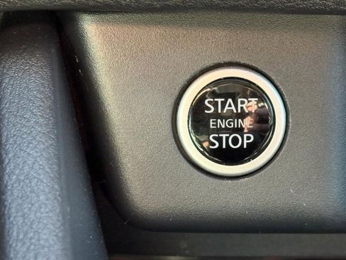 Certified 2023 Nissan Rogue SV w/ SV Premium B Package image 12