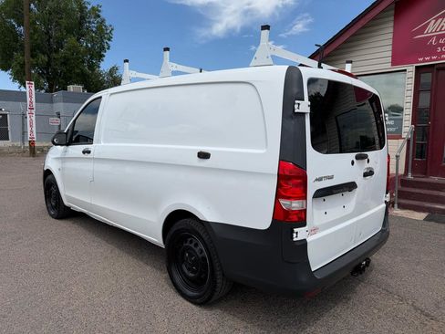 Used 2016 Mercedes-Benz Metris image 7