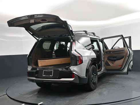 New 2026 Kia EV9 GT-Line image 19