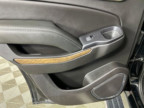 Used 2018 GMC Yukon Denali w/ Denali Ultimate Package AWD/4WD image 16