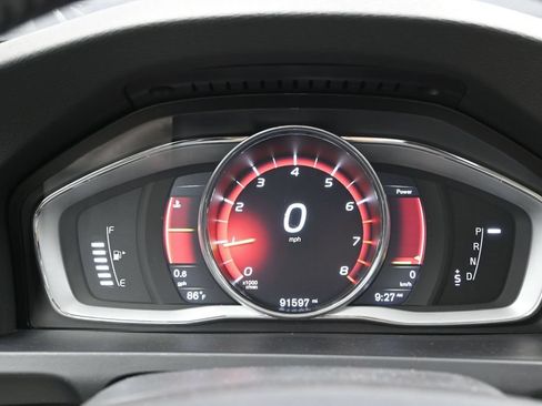 Used 2018 Volvo S60 T5 Dynamic w/ Vision Package FWD image 24