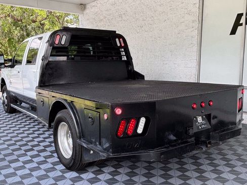 Used 2015 Ford F350 Lariat w/ Lariat Ultimate Package AWD/4WD image 8