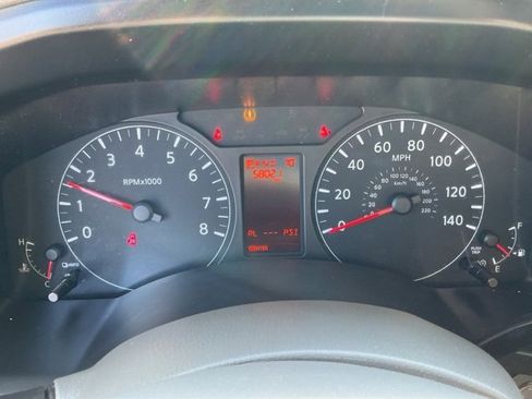 Used 2013 Nissan NV 2500 SV w/ Side Curtain Airbag Pkg image 16