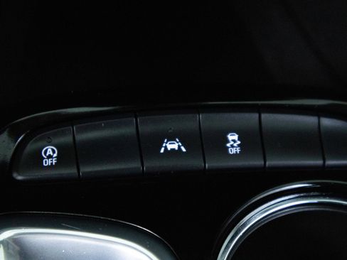 Used 2023 Buick Encore GX Select w/ Sport Touring Package FWD image 22