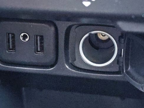 Used 2020 Buick Encore Preferred image 13