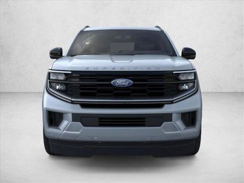 New 2025 Ford Expedition Platinum w/ Platinum Ultimate Package image 6