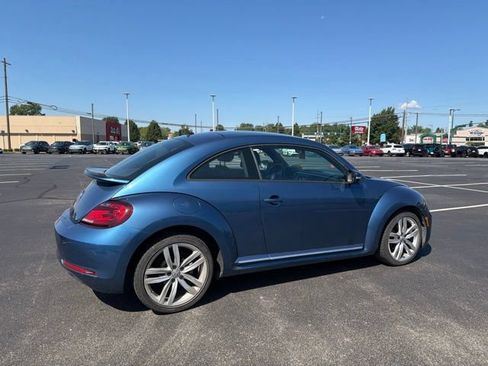Used 2019 Volkswagen Beetle 2.0T S FWD image 22