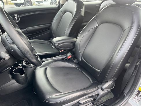 Used 2014 MINI Cooper 2-Door Hardtop image 13