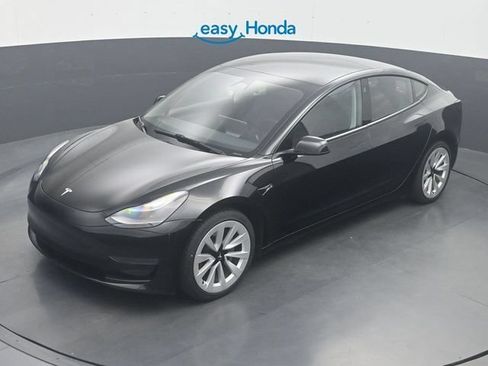 Used 2023 Tesla Model 3 Standard Range RWD image 19
