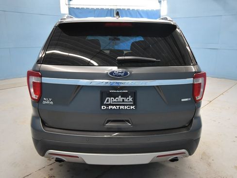 Used 2017 Ford Explorer XLT AWD/4WD image 35