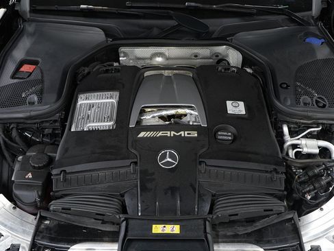 Used 2019 Mercedes-Benz E 63 AMG S image 35