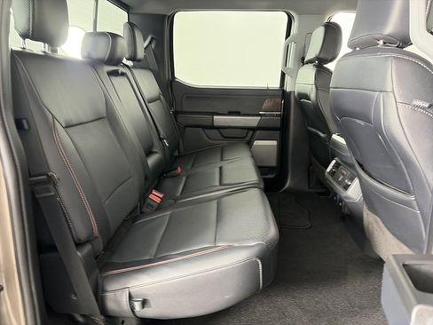 Certified 2022 Ford F150 Lariat w/ Equipment Group 502A High image 30