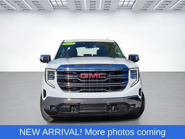 Used 2025 GMC Sierra 1500 SLT AWD/4WD image 2