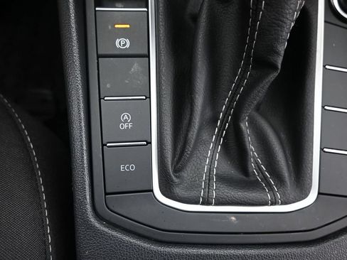 Used 2025 Volkswagen Jetta Sport FWD image 29