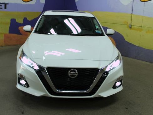 Used 2019 Nissan Altima 2.5 SV AWD/4WD image 3