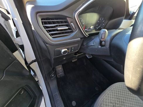 Used 2020 Ford Escape SE image 10