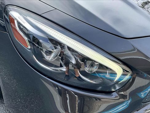 Used 2020 Mercedes-Benz SL 550 image 26