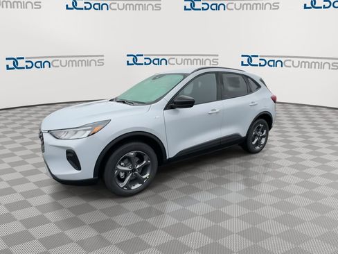 New 2026 Ford Escape ST-Line w/ Tech Pack #1 image 4