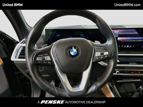 Used 2025 BMW X5 xDrive40i w/ Premium Package AWD/4WD image 6