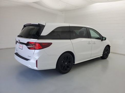 Used 2025 Honda Odyssey Sport-L image 5