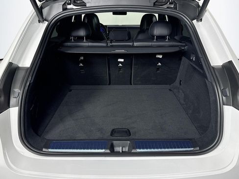 New 2026 Mercedes-Benz EQE 320 4MATIC SUV image 21