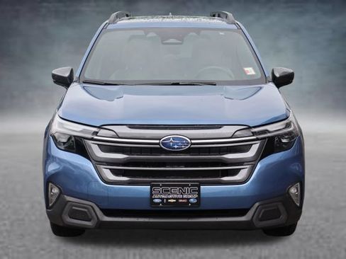 Certified 2025 Subaru Forester Limited AWD/4WD image 27
