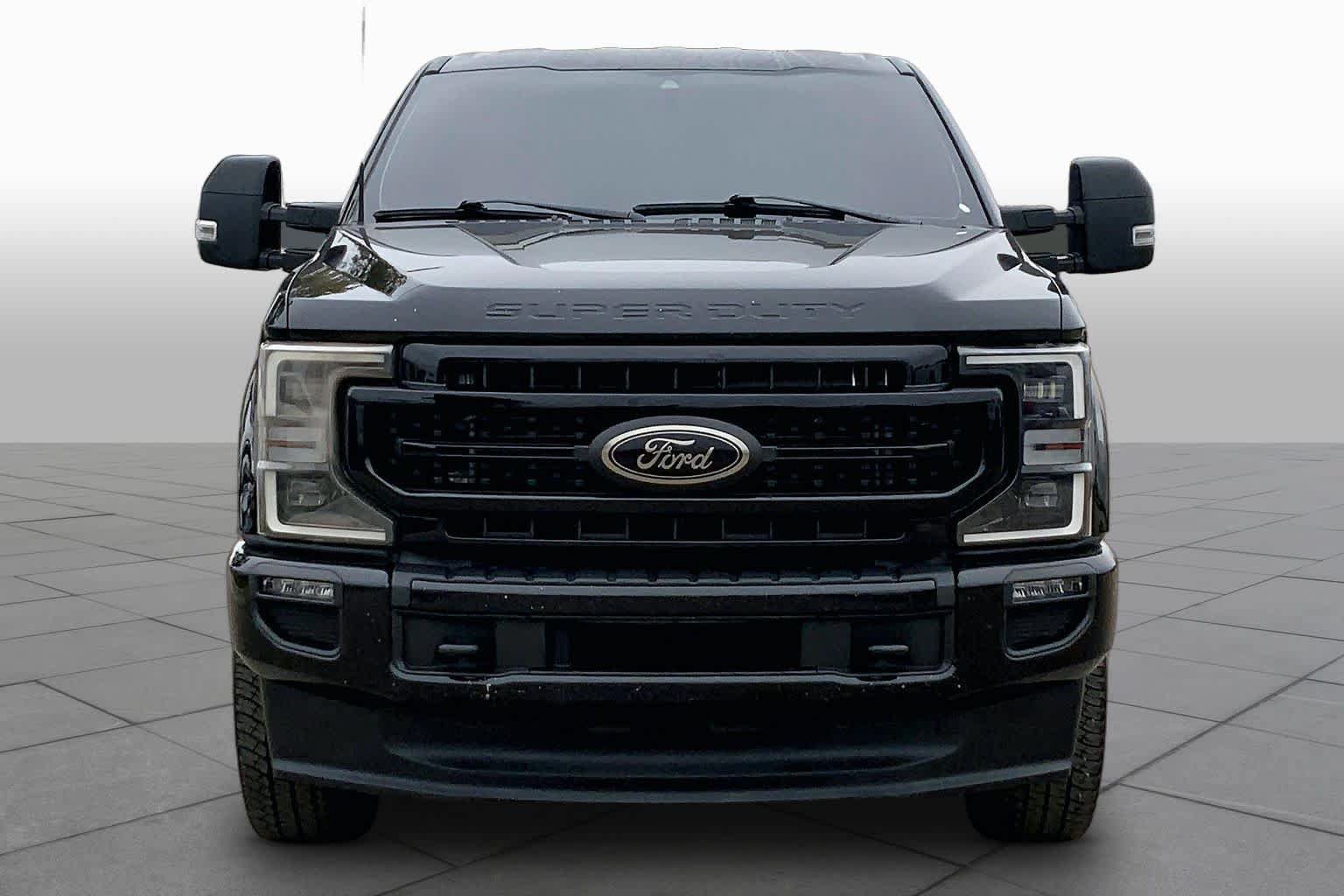 Used 2022 Ford F250 Lariat w/ Black Appearance Package AWD/4WD image 3
