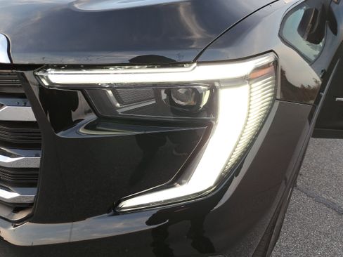 Used 2024 GMC Acadia Elevation w/ Luxury Package image 30