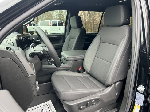 New 2026 Chevrolet Tahoe LS image 16