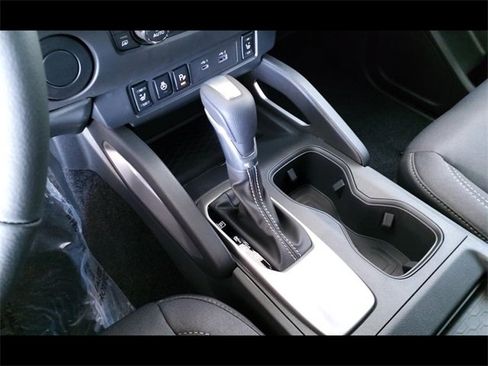 New 2025 Nissan Frontier SV image 17