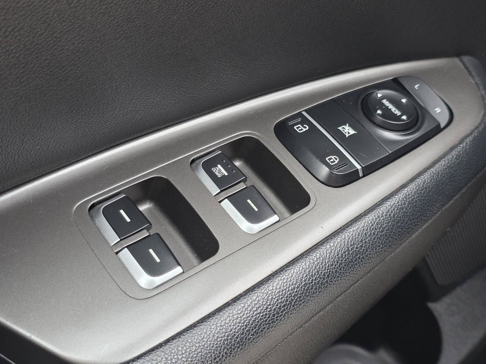 Used 2019 Kia Optima LX FWD image 9
