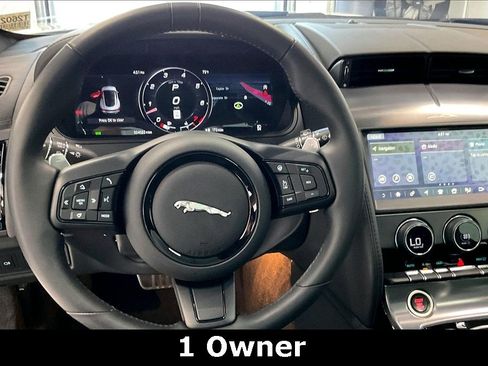 Used 2024 Jaguar F-TYPE Coupe AWD image 5