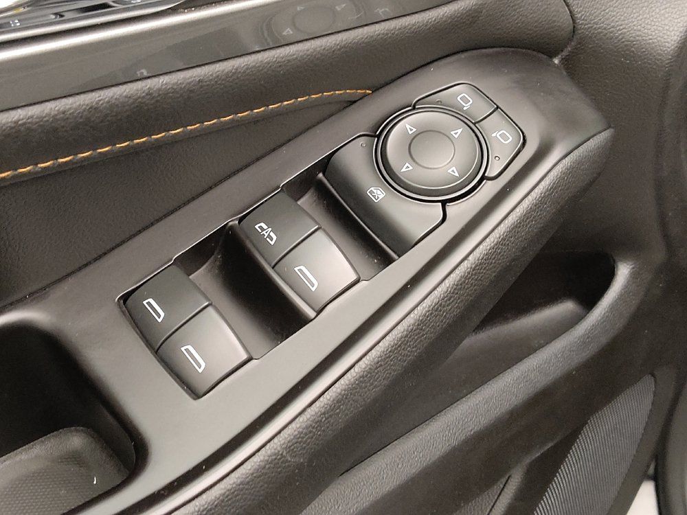 Used 2019 Chevrolet Traverse LT w/ LPO, Floor Liner Package AWD/4WD image 27