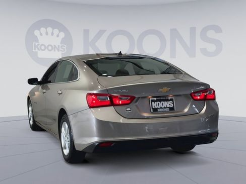 Used 2022 Chevrolet Malibu LS w/ LPO, Floor Liner Package FWD image 10