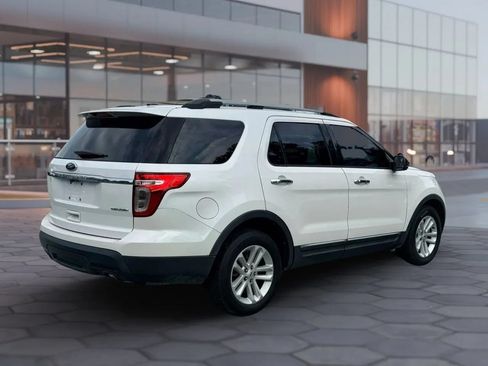 Used 2013 Ford Explorer XLT FWD image 10