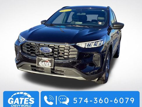 Used 2025 Ford Escape ST-Line image 5