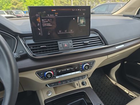 Used 2023 Audi Q5 2.0T Prestige w/ Prestige Package AWD/4WD image 20