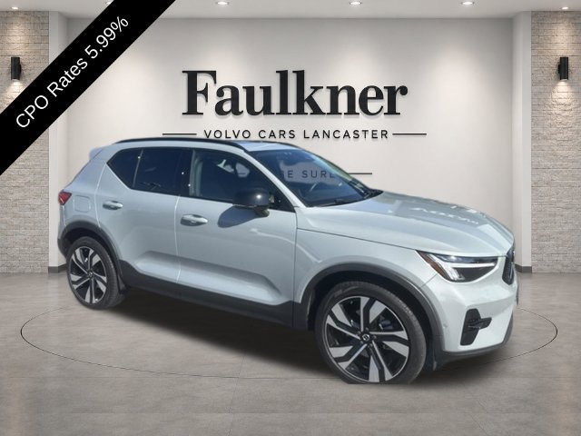 Used 2024 Volvo XC40 B5 Plus w/ Protection Package Premier AWD/4WD image 1